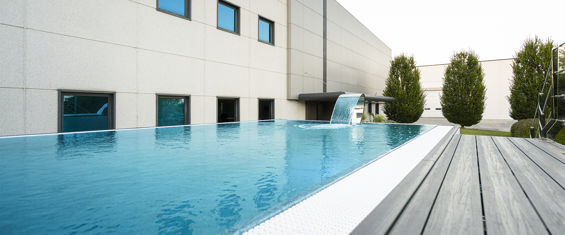 Request more informations | Above-ground swimming pools | Request more informations about out above-ground swimming